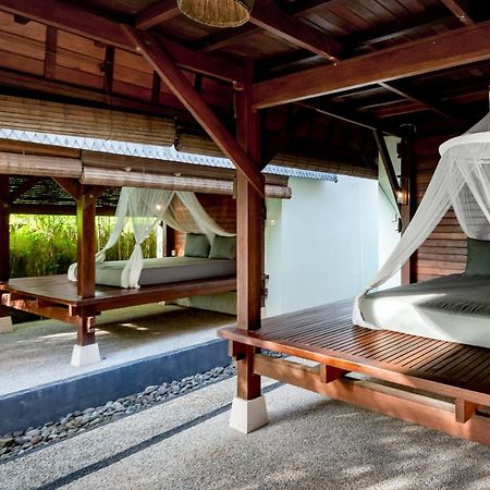 Melasti Beach Bungalows Amed Buitenkant foto
