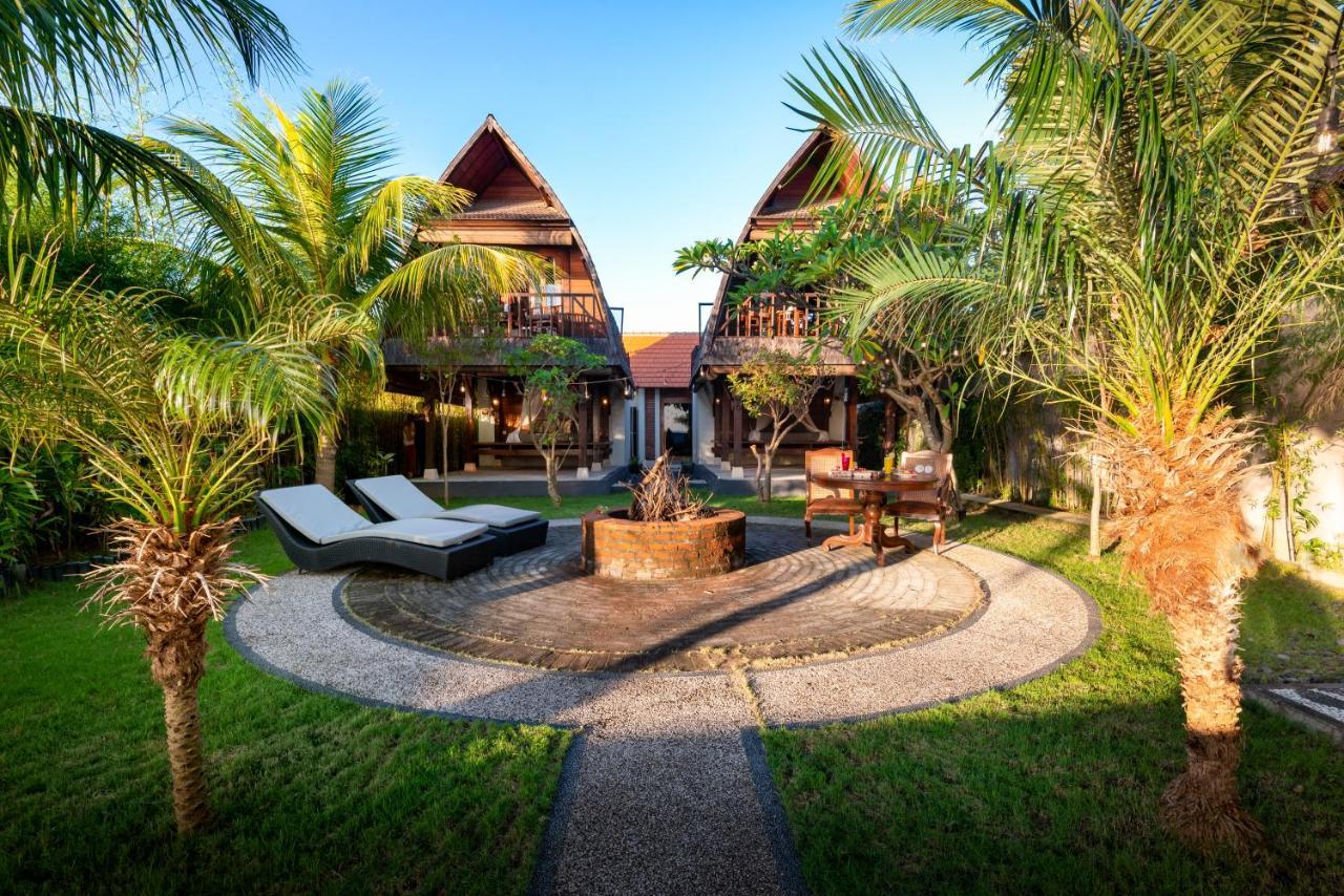 Melasti Beach Bungalows Amed Buitenkant foto