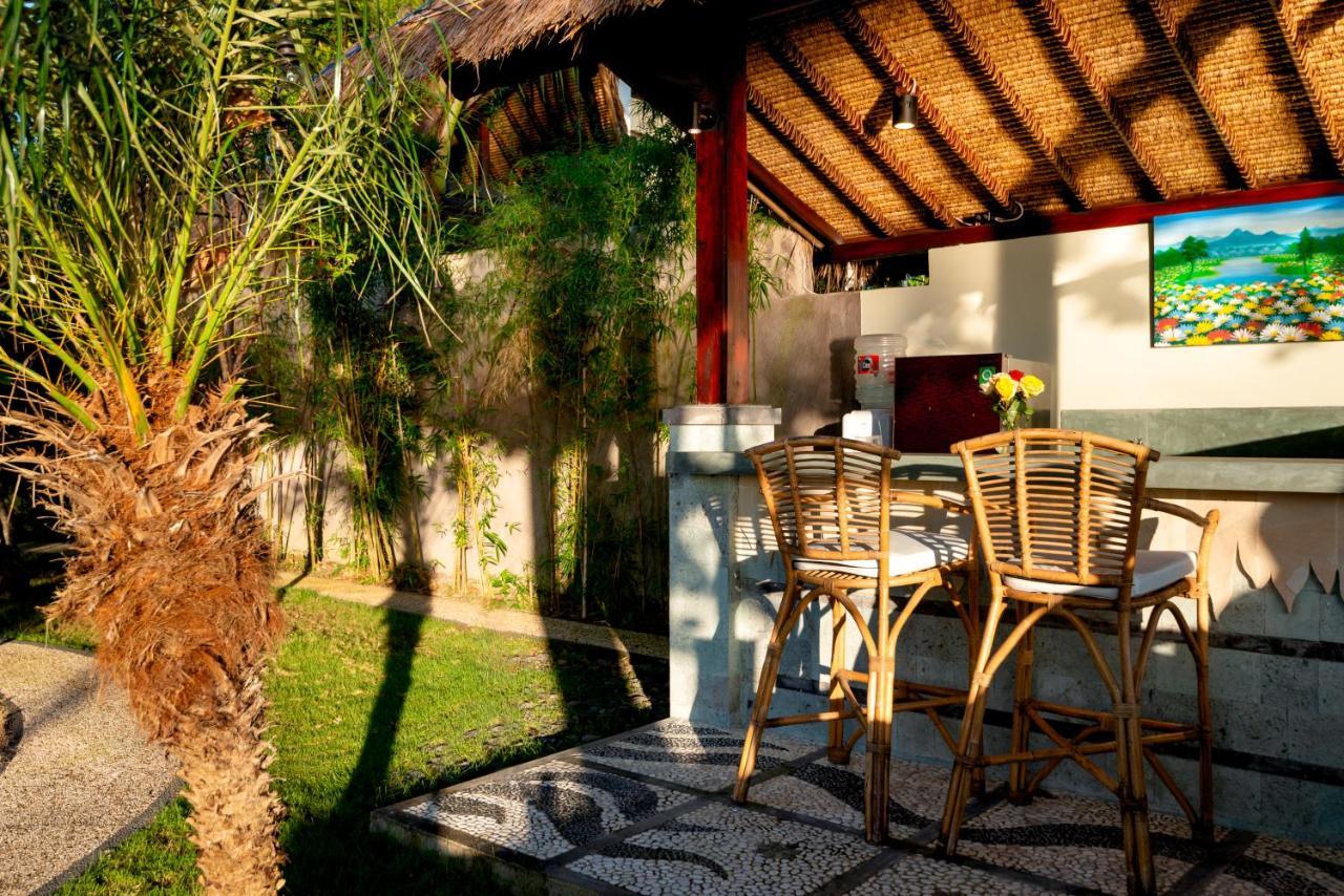 Melasti Beach Bungalows Amed Buitenkant foto